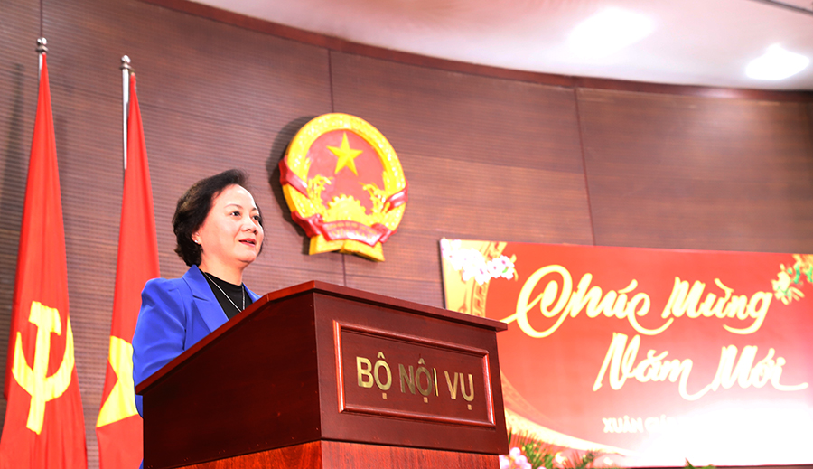 Bộ trưởng Phạm Thị Thanh Trà gặp mặt công chức, viên chức, người lao động khối cơ quan Bộ Nội vụ đầu xuân Giáp Thìn năm 2024