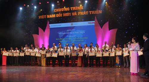 Vinh danh 82 nhà lãnh đạo tiêu biểu, nhân tài đất Việt