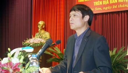 Không muốn từ lãnh đạo xuống làm chuyên viên