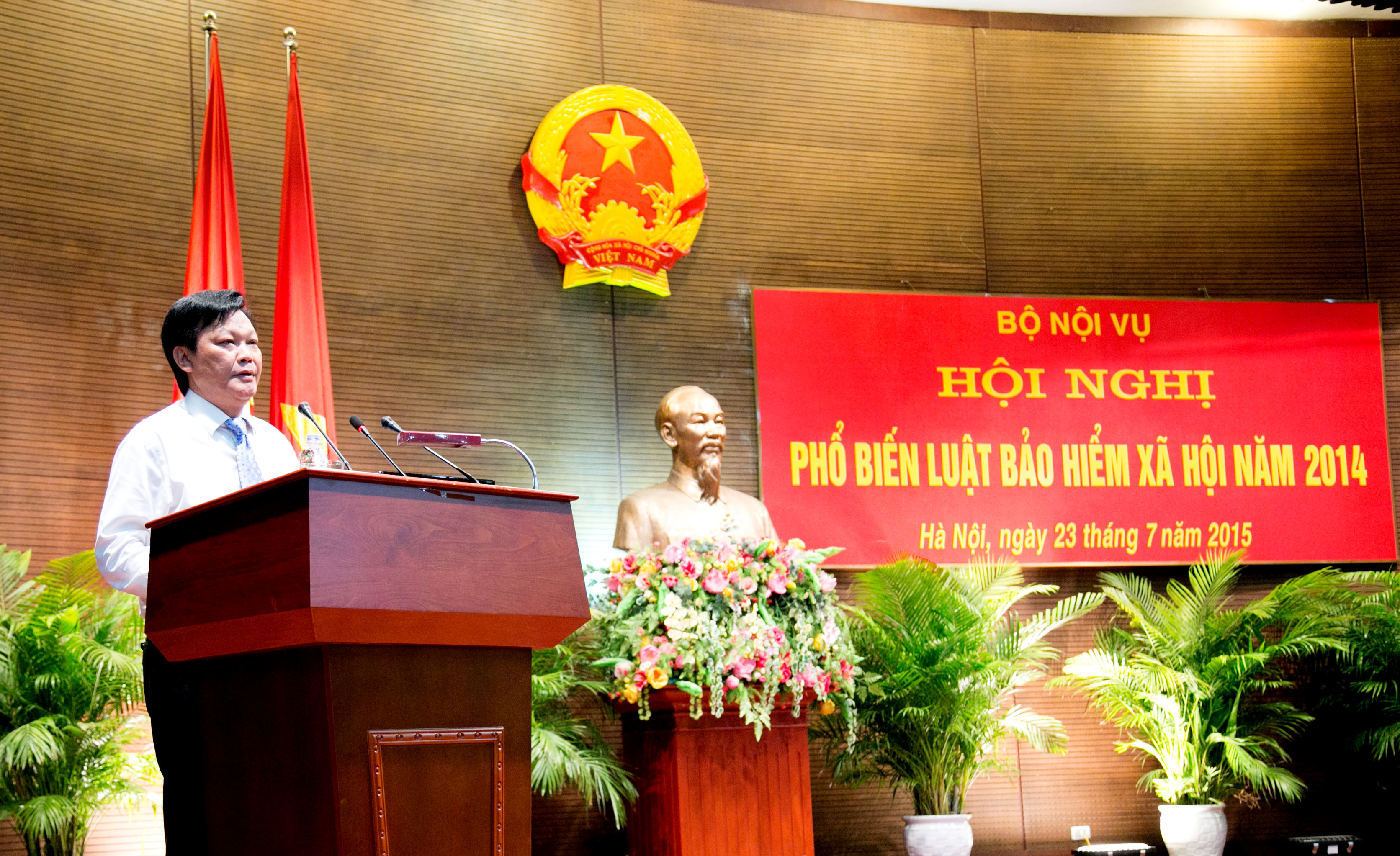 Hội nghị phổ biến Luật Bảo hiểm xã hội năm 2014
