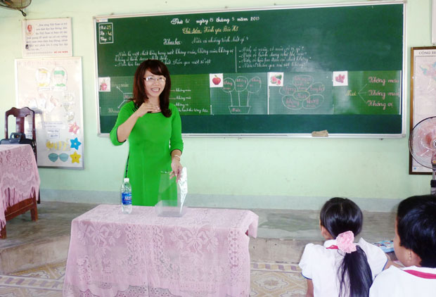 Tận tụy với sự nghiệp trồng người