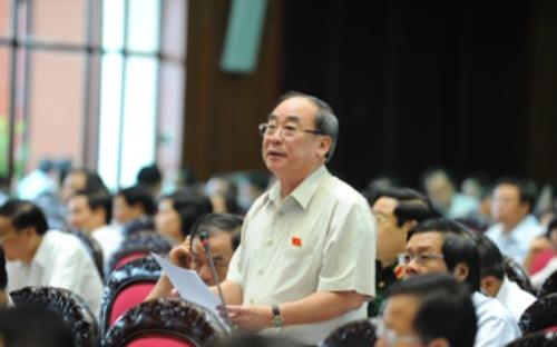 “Cần trao thêm quyền cho hội đồng nhân dân các cấp”
