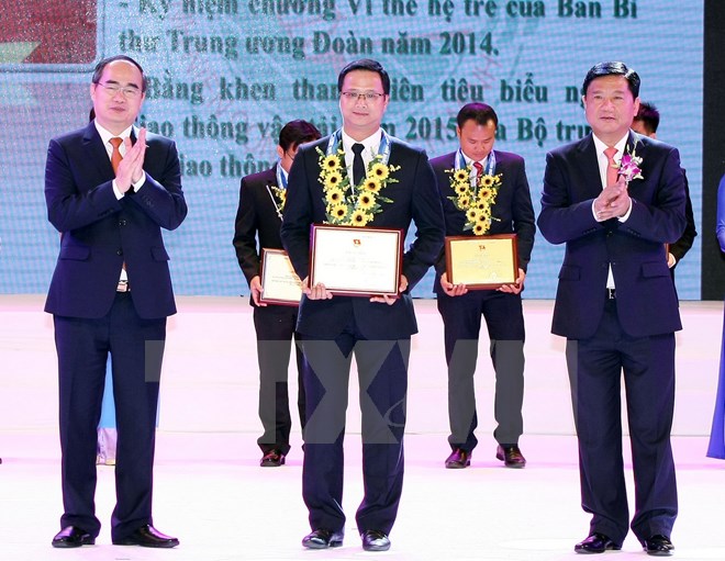 Tuyên dương 70 cán bộ, công chức, viên chức trẻ giỏi toàn quốc