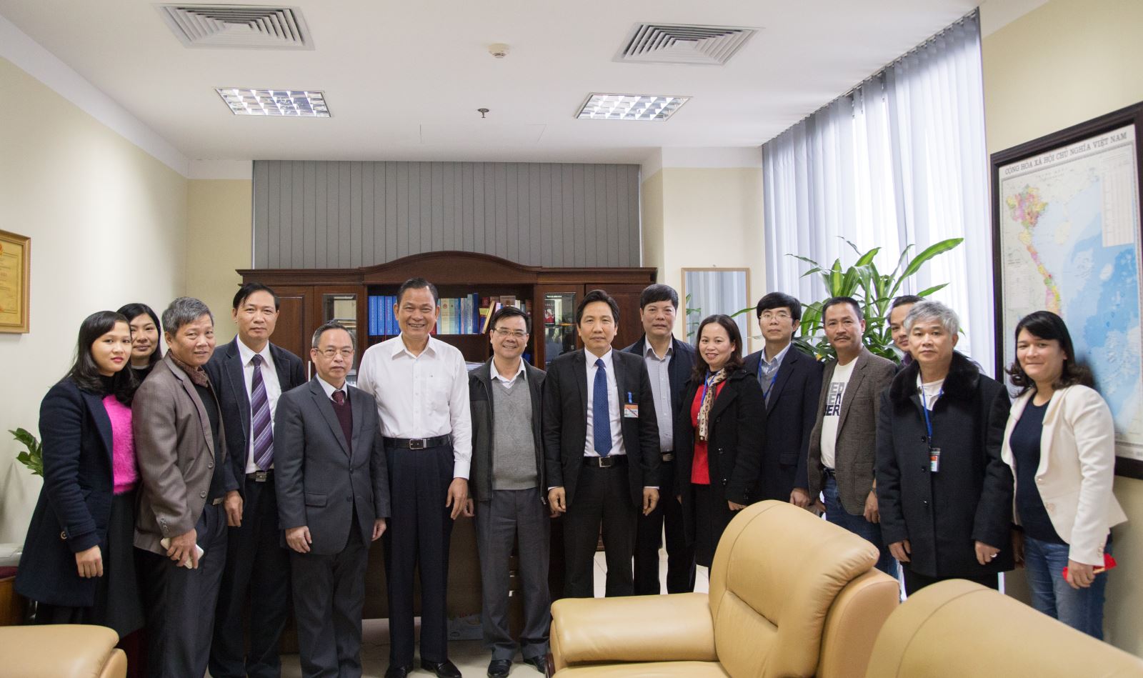 Bộ trưởng Bộ Nội vụ Nguyễn Thái Bình thăm và chúc Tết Tạp chí Tổ chức nhà nước