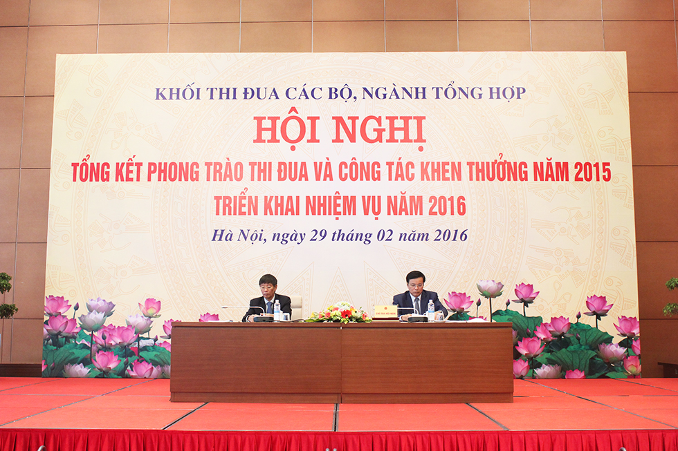 Hội nghị Tổng kết phong trào  thi đua và công tác khen thưởng năm 2015, triển khai nhiệm vụ năm 2016 của Khối thi đua các Bộ, ngành tổng hợp
