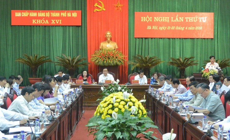 Hội nghị Ban Chấp hành Đảng bộ thành phố Hà Nội: Tránh tình trạng “chạy” để luân chuyển cán bộ