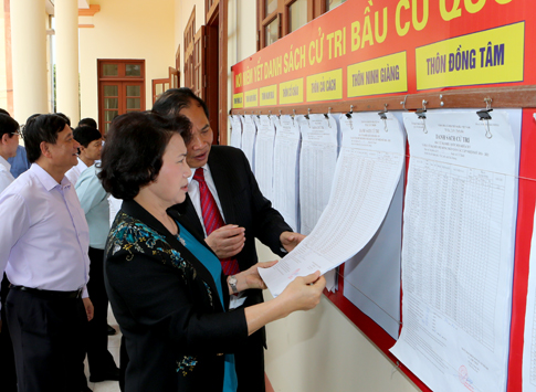 Kiểm tra công tác bầu cử tại một số địa phương