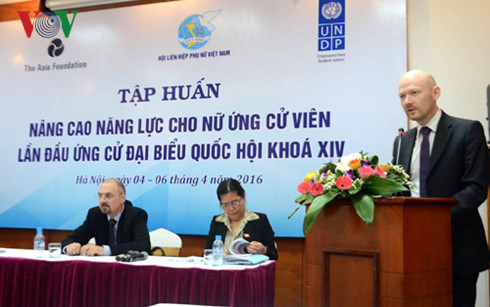 90 ứng cử viên dân tộc thiểu số tập huấn kỹ năng vận động tranh cử
