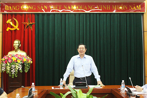Họp xây dựng dự thảo Nghị định thay thế Nghị định số 58/2014/NĐ-CP ngày 16/6/2014 của Chính phủ quy định chức năng, nhiệm vụ, quyền hạn và cơ cấu tổ chức của Bộ Nội vụ