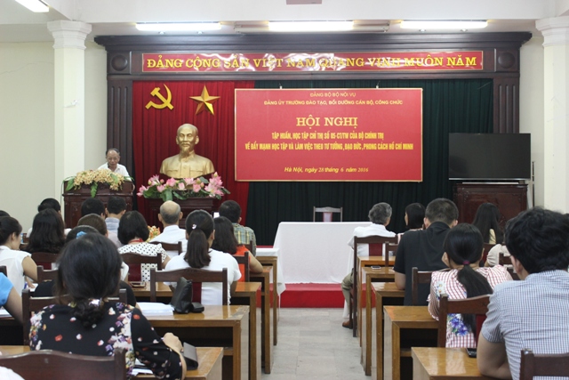Đảng ủy Trường Đào tạo bồi dưỡng cán bộ, công chức: tập huấn, học tập Chỉ thị 05-CT/TW của Bộ Chính trị về đẩy mạnh học tập và làm theo tư tưởng, đạo đức, phong cách Hồ Chí Minh