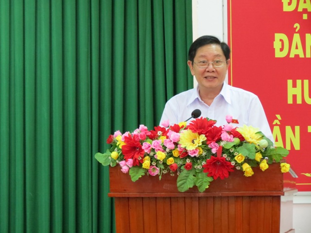 Đại biểu Quốc hội đơn vị bầu cử số 3 tỉnh Đồng Tháp tiếp xúc cử tri