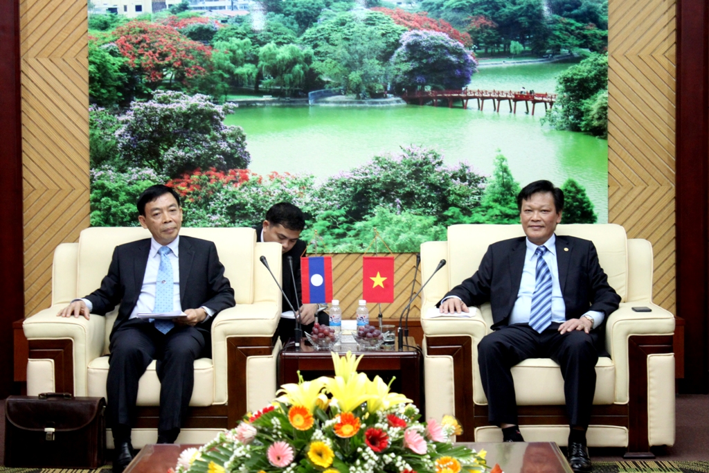Thứ trưởng Bộ Nội vụ Nguyễn Duy Thăng tiếp xã giao Thứ trưởng Bộ Nội vụ Lào