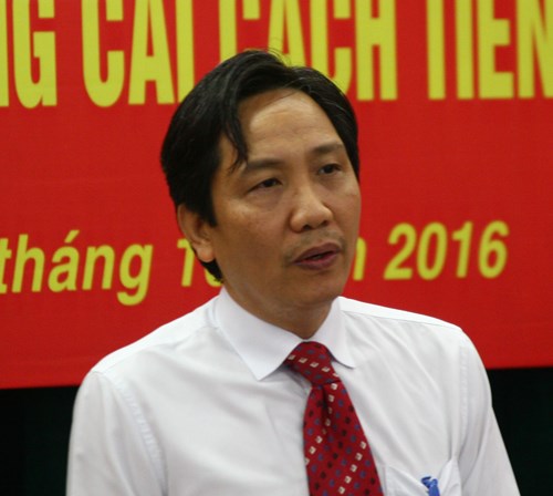 'Vào công chức để làm giàu thì dễ phạm tội'