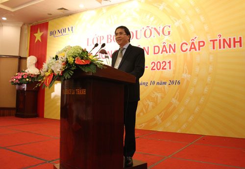 Bộ Nội vụ tổ chức khai mạc Lớp Bồi dưỡng đại biểu Hội đồng nhân dân cấp tỉnh nhiệm kỳ 2016-2021