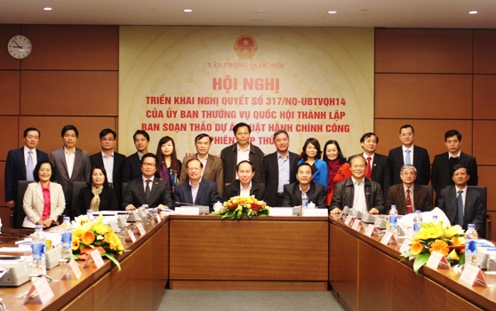 Ra mắt Ban soạn thảo dự án Luật hành chính công