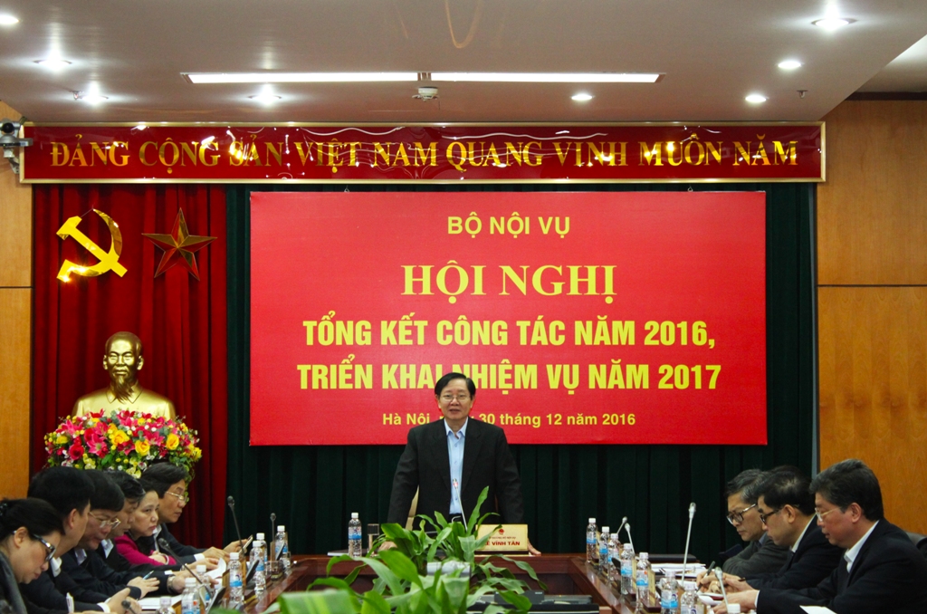 Bộ Nội vụ tổ chức hội nghị tổng kết công tác năm 2016, triển khai nhiệm vụ năm 2017
