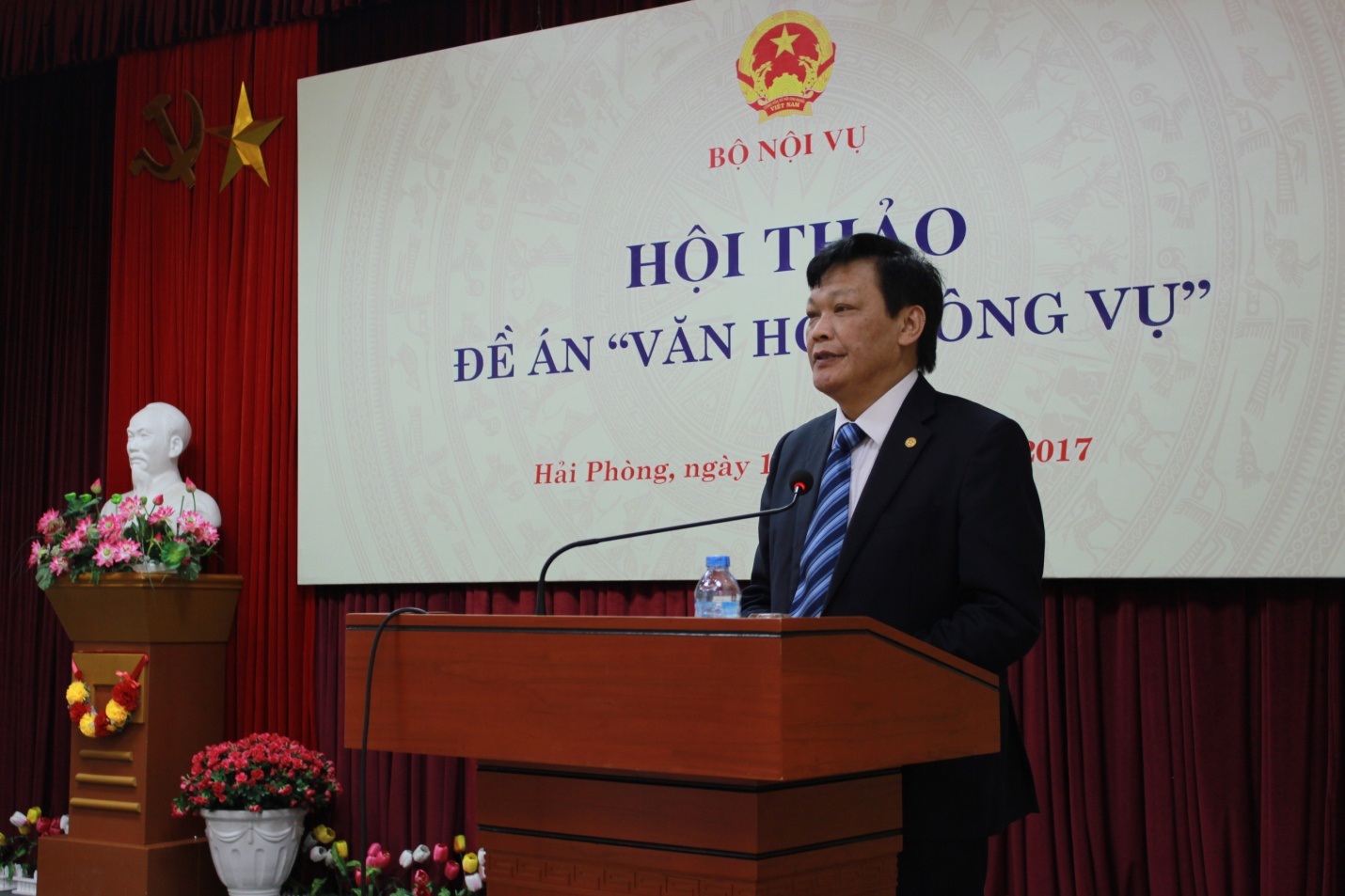 Hội thảo khoa học góp ý Đề án Văn hóa công vụ