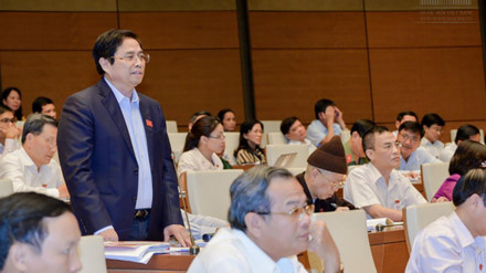 “Giải phóng mặt bằng” trong bộ máy hành chính