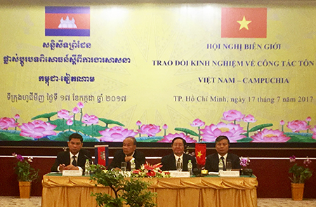 Hội nghị biên giới  “Trao đổi kinh nghiệm về công tác tôn giáo Việt Nam – Campuchia” 