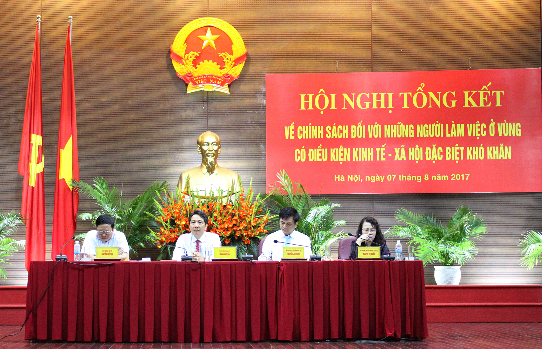 Hội nghị tổng kết về chính sách đối với người làm việc ở vùng có điều kiện kinh tế - xã hội đặc biệt khó khăn