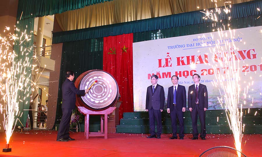 Trường Đại học Nội vụ Hà Nội khai giảng năm học mới 2017 - 2018
