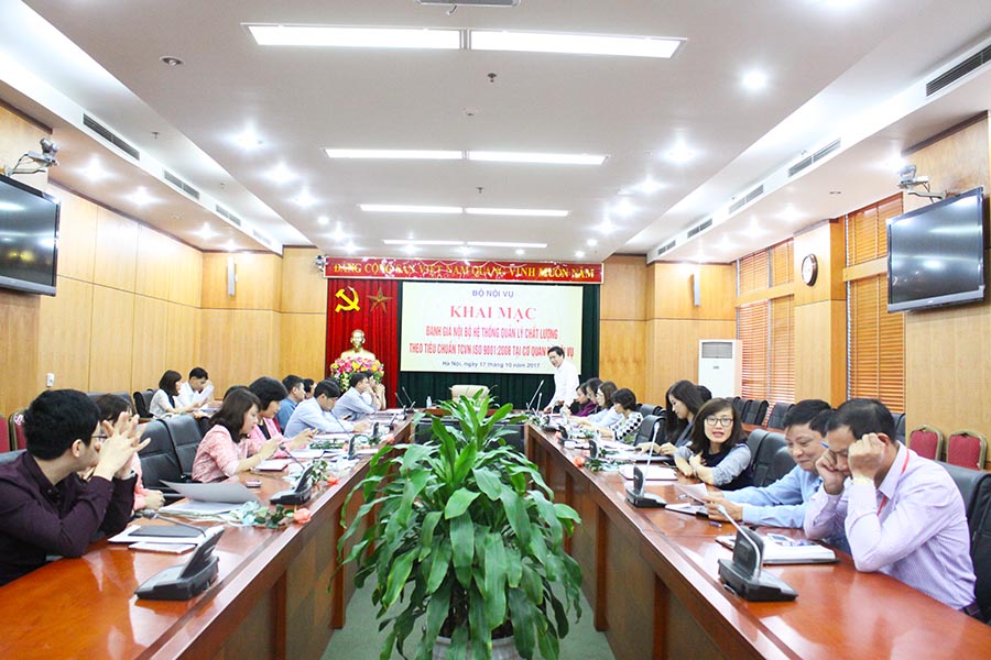 Đánh giá nội bộ Hệ thống quản lý chất lượng theo tiêu chuẩn TCVN ISO 9001:2008 tại cơ quan Bộ Nội vụ