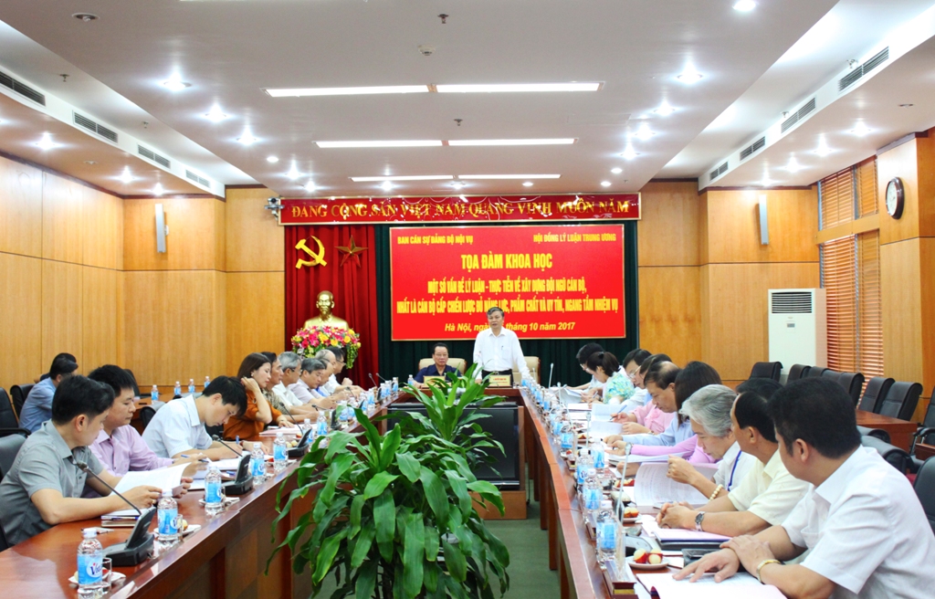 Tọa đàm khoa học “Một số vấn đề lý luận - thực tiễn về xây dựng đội ngũ cán bộ, nhất là cán bộ cấp chiến lược đủ năng lực, phẩm chất và uy tín, ngang tầm nhiệm vụ”