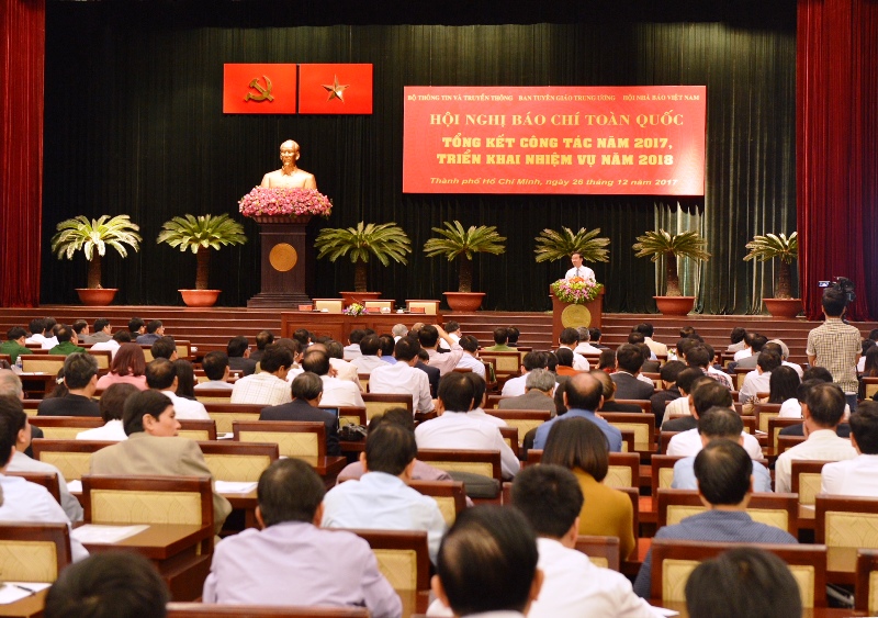 Khắc phục bằng được sự lẫn lộn giữa tạp chí điện tử và báo điện tử