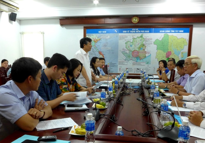 Thứ trưởng Bộ Nội vụ Nguyễn Trọng Thừa làm việc với tỉnh Tây Ninh về tình hình thực hiện các Chương trình mục tiêu quốc gia năm 2017