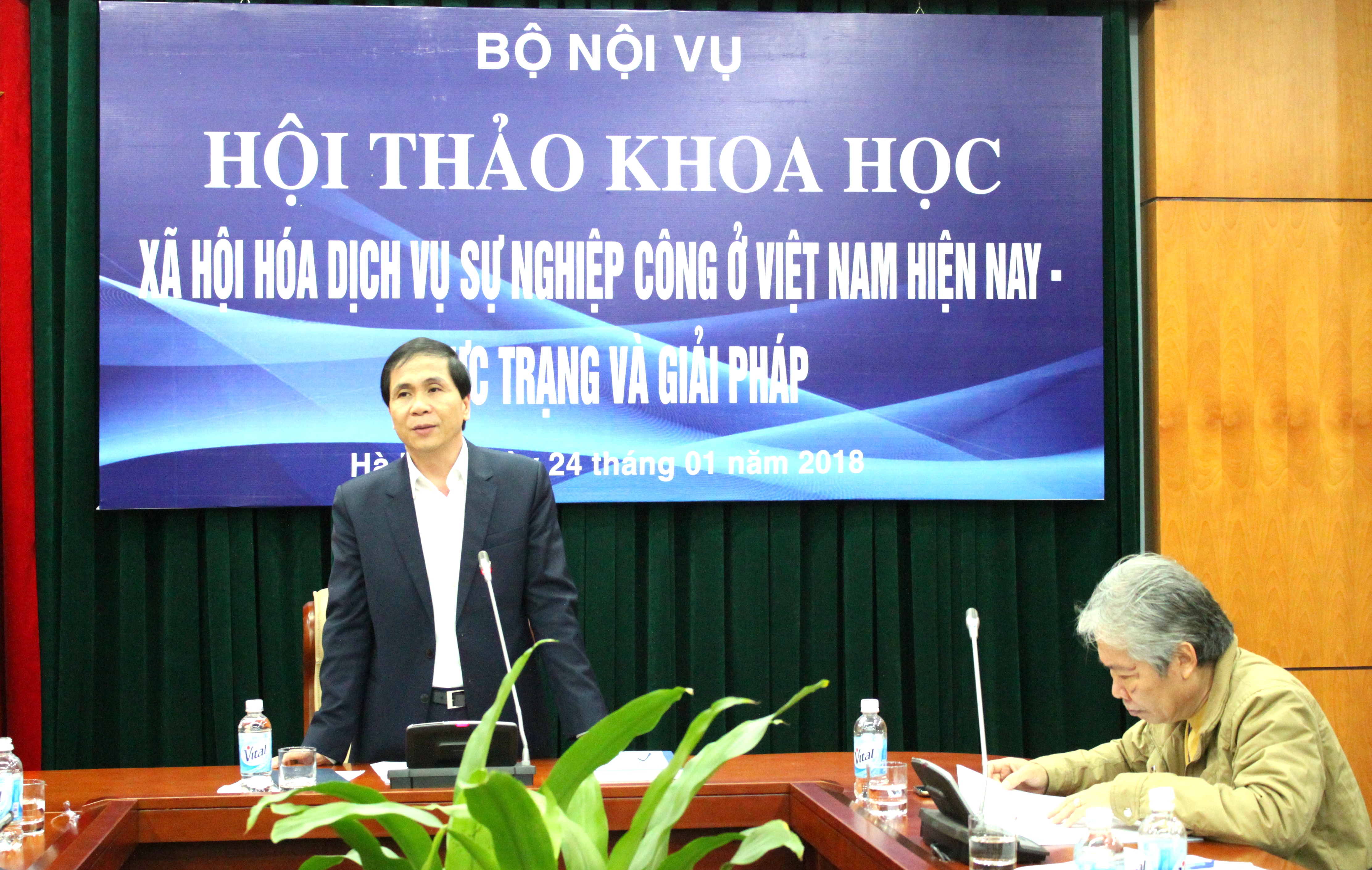 Hội thảo khoa học “Xã hội hóa dịch vụ sự nghiệp công ở Việt Nam hiện nay - Thực trạng và giải pháp”