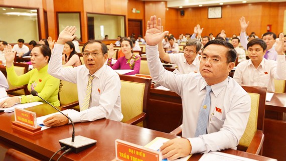 Từ ngày 1-4-2018, TPHCM tăng thu nhập cho cán bộ, công chức