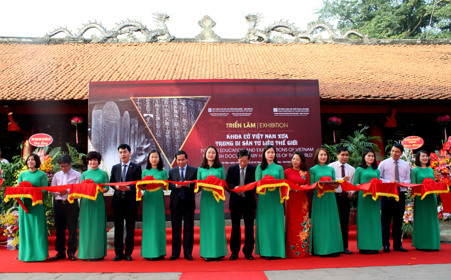 Triển lãm “Khoa cử Việt Nam xưa trong Di sản Tư liệu thế giới”