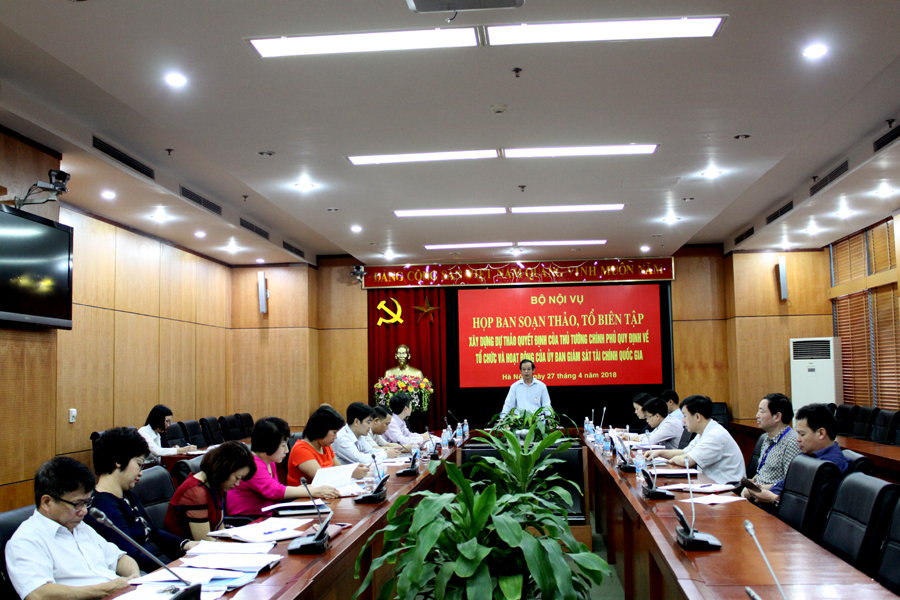 Họp Ban soạn thảo, Tổ biên tập xây dựng dự thảo Quyết định của Thủ tướng Chính phủ quy định về tổ chức và hoạt động của Ủy ban Giám sát Tài chính Quốc gia