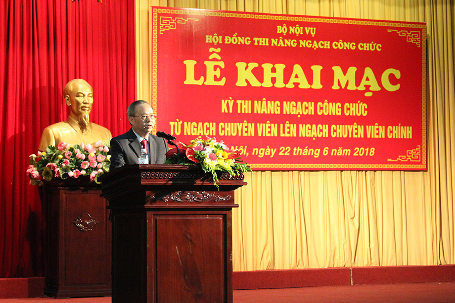 Khai mạc kỳ thi nâng ngạch công chức từ ngạch chuyên viên lên ngạch chuyên viên chính tại Bộ Nội vụ