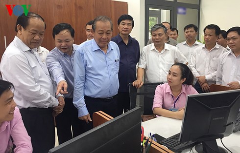 PTT Trương Hòa Bình kiểm tra công tác cải cách thủ tục hành chính