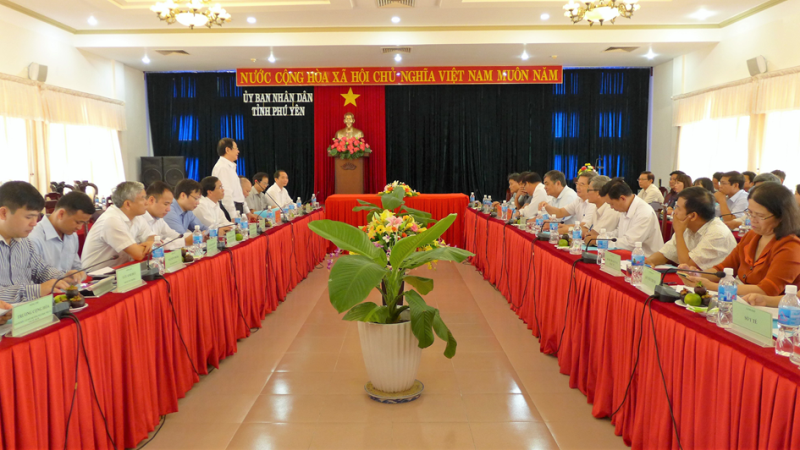 Bộ trưởng Bộ Nội vụ Lê Vĩnh Tân làm việc với tỉnh Phú Yên về tình hình triển khai và kết quả thực hiện các Nghị quyết của Đảng, Chương trình hành động của Chính phủ đối với lĩnh vực công tác Nội vụ