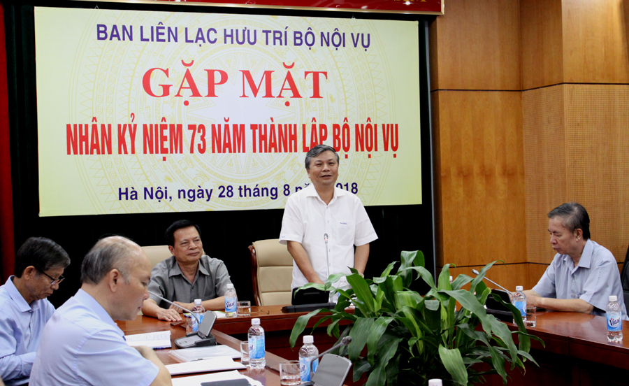 Gặp mặt cán bộ hưu trí nhân kỷ niệm 73 năm thành lập Bộ Nội vụ (28/8/1945 - 28/8/2018)