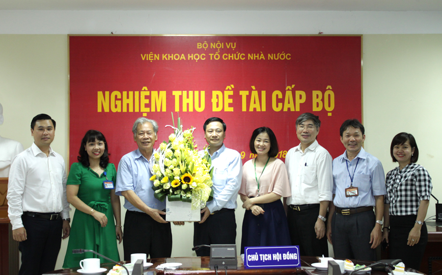 Nghiệm thu đề tài khoa học cấp Bộ “Cơ sở khoa học xây dựng khung năng lực mẫu cho một số vị trí việc làm ở Bộ Nội vụ”