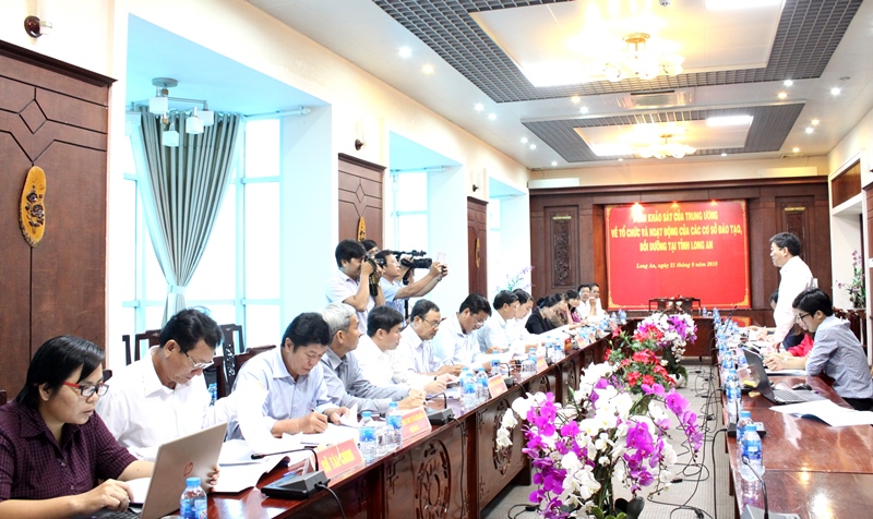 Khảo sát thực trạng tổ chức và hoạt động của các cơ sở đào tạo, bồi dưỡng tại tỉnh Long An