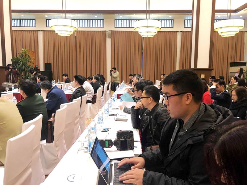Công chức, viên chức phải dùng tên, ảnh thật trên mạng xã hội