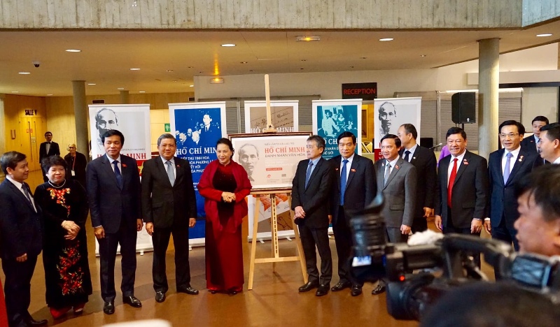 Triển lãm “Hồ Chí Minh - Danh nhân văn hóa” tại trụ sở UNESCO, Cộng hòa Pháp