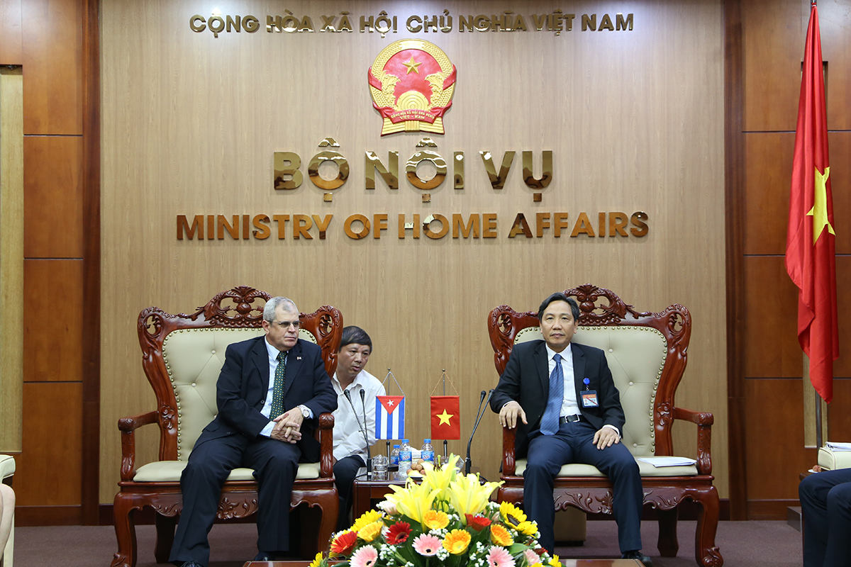 Thứ trưởng Trần Anh Tuấn tiếp Đoàn cán bộ cấp cao nước Cộng hòa Cu Ba