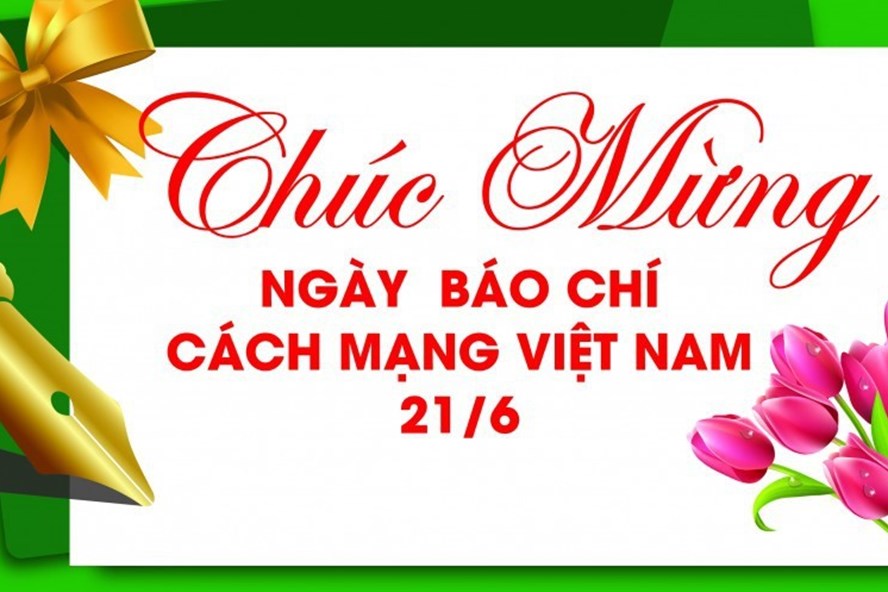 Lãnh đạo Bộ Nội vụ và các cơ quan, đơn vị chúc mừng Trung tâm Thông tin nhân ngày Báo chí cách mạng Việt Nam 21/6