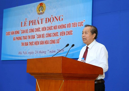 Phát động Cuộc vận động Cán bộ, công chức, viên chức nói không với tiêu cực