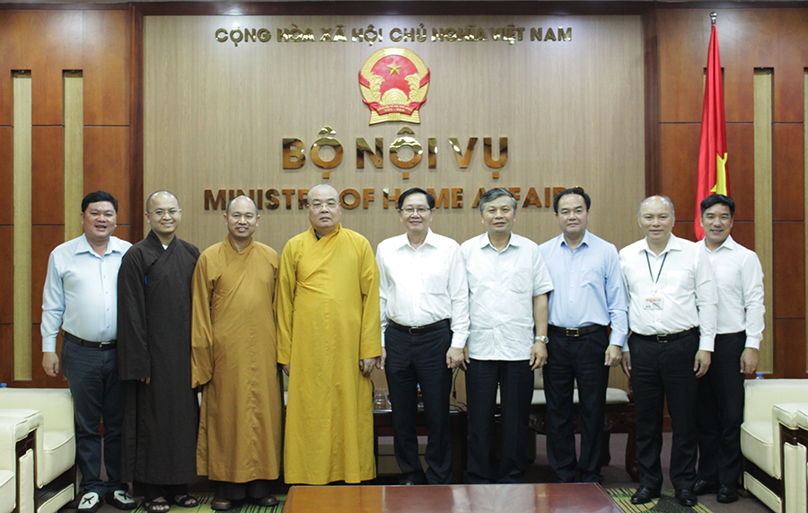 Bộ trưởng Lê Vĩnh Tân tiếp đoàn Trung ương Giáo hội Phật giáo Việt Nam