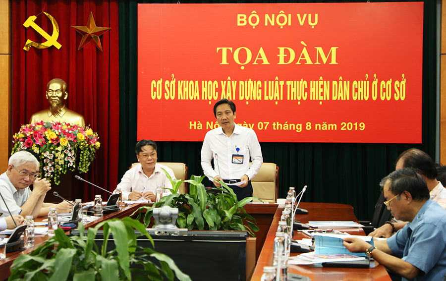 Tọa đàm “Cơ sở khoa học xây dựng Luật Thực hiện dân chủ ở cơ sở”