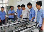 Bộ trưởng Lê Vĩnh Tân: "Đừng để nhân tài bị rủi ro"