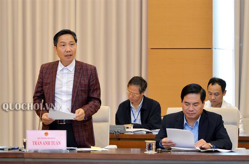 Ủy ban Pháp luật thẩm tra các Đề án sắp xếp đơn vị hành chính cấp huyện, cấp xã của một số tỉnh