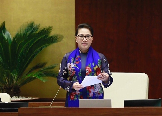 Phiên chất vấn Bộ trưởng Bộ Nội vụ sôi nổi, trách nhiệm và xây dựng