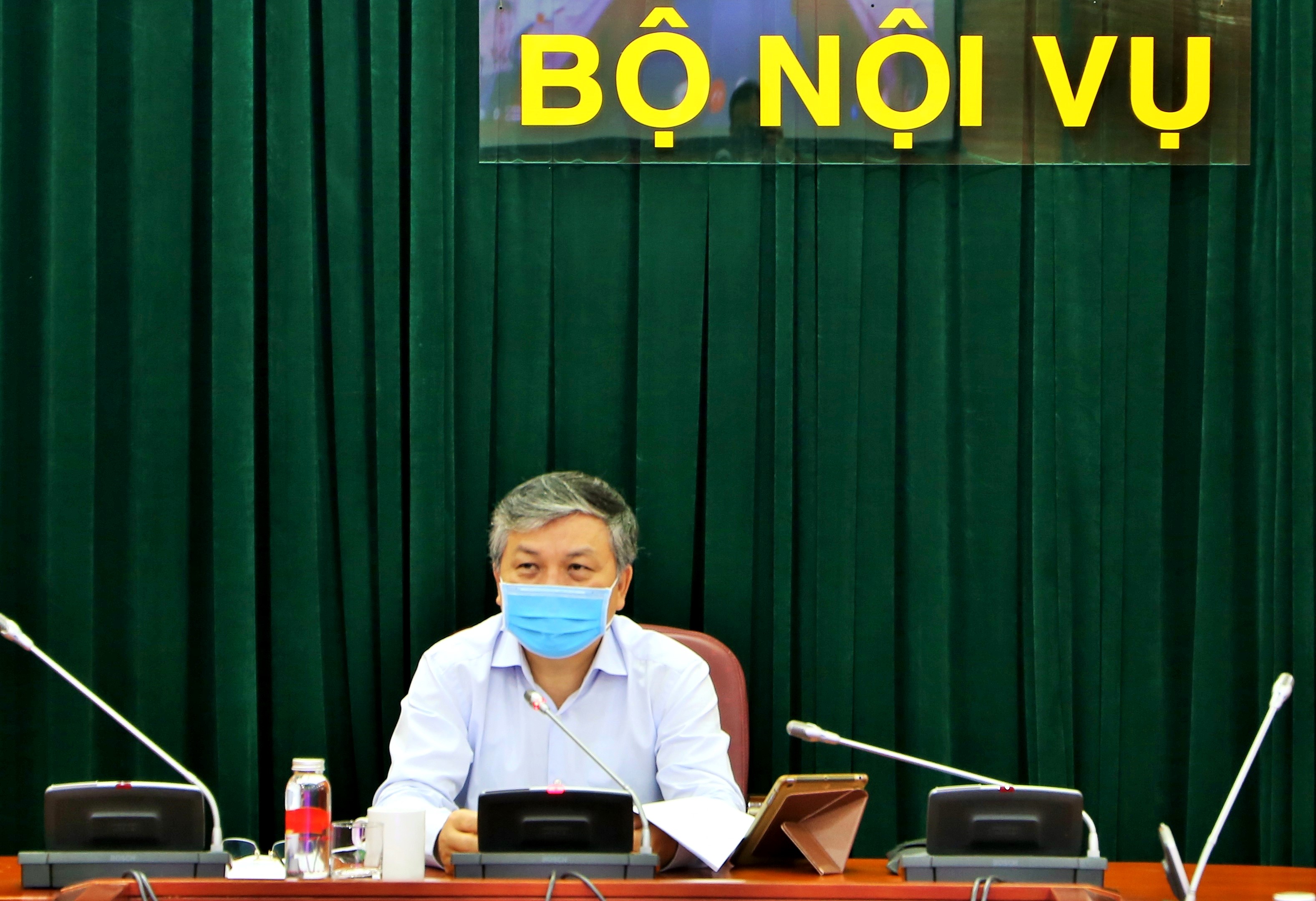  Họp Ban Chỉ đạo đánh giá công tác phòng, chống dịch COVID-19 của Bộ Nội vụ